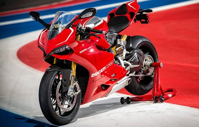 Ducati Panigale 1199 R 1