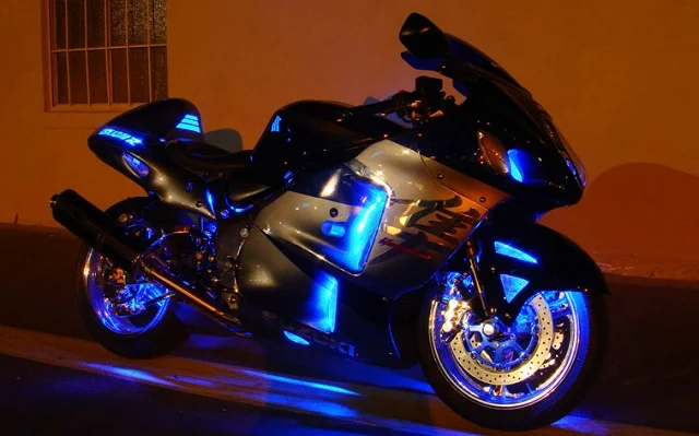 Suzuki Hayabusa GSX1300R 1