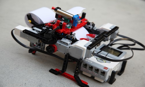 Braigo - Machines Made of LEGOs