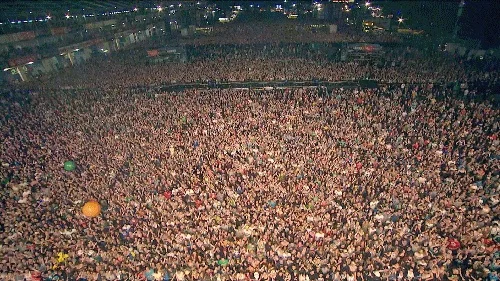 Jumping Crowd on EARTH