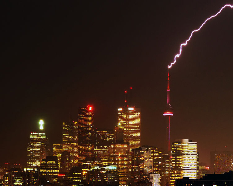 CN Tower lightning