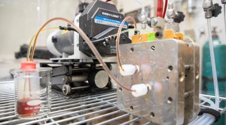 Long-Lasting Organic Flow Battery