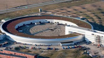 Accelerates Particles To Speed of Light