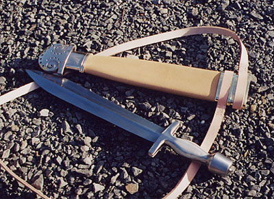 Different types of swords -Xiphos