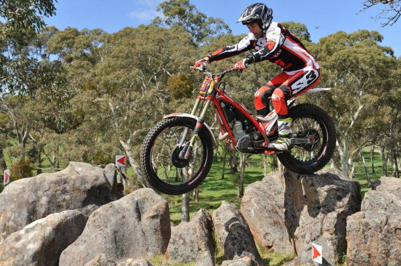 Trial dirt bike