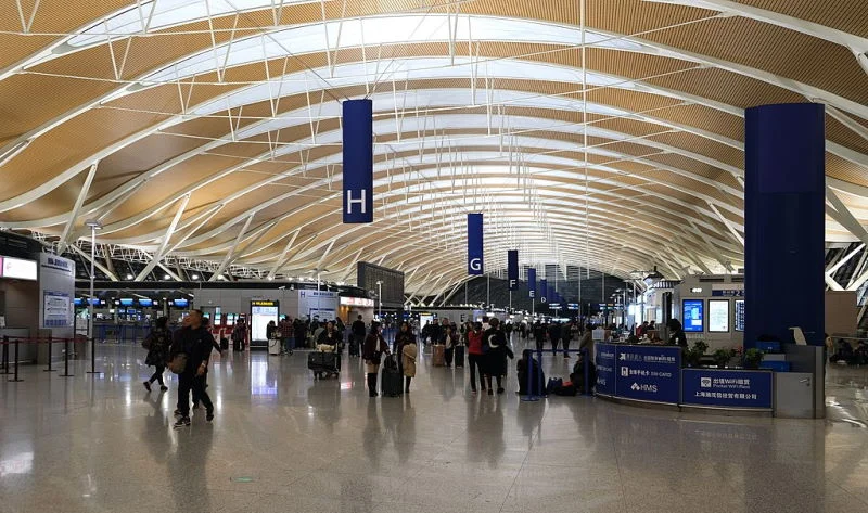 Shanghai Pudong International check-in Terminal 2