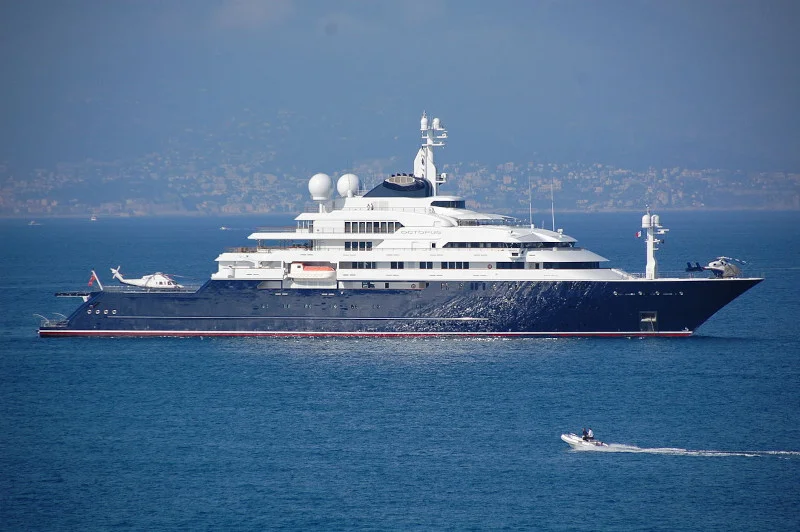 Octopus superyacht